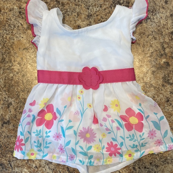 Newborn summer lot - Picture 3 of 5